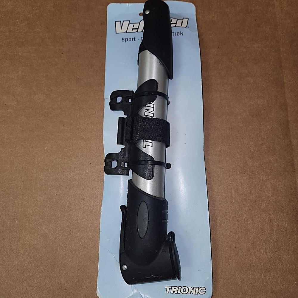 Veloped Mini Hand Pump & Mounting Bracket for Bicycle Trionic Silver/Black