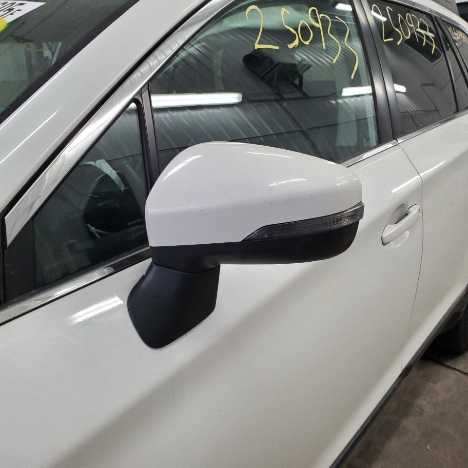 Camera/Projector Camera Windshield Mounted Upper Fits 18 LEGACY 1159329