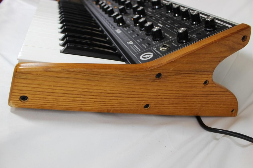 Moog Subsequent 37 (2-Note) Paraphonic Analog Synthesizer