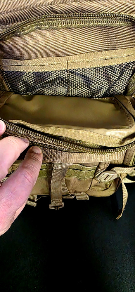 Flying Circle Military Backpack Desert Tan Molle Chain iPad Protector