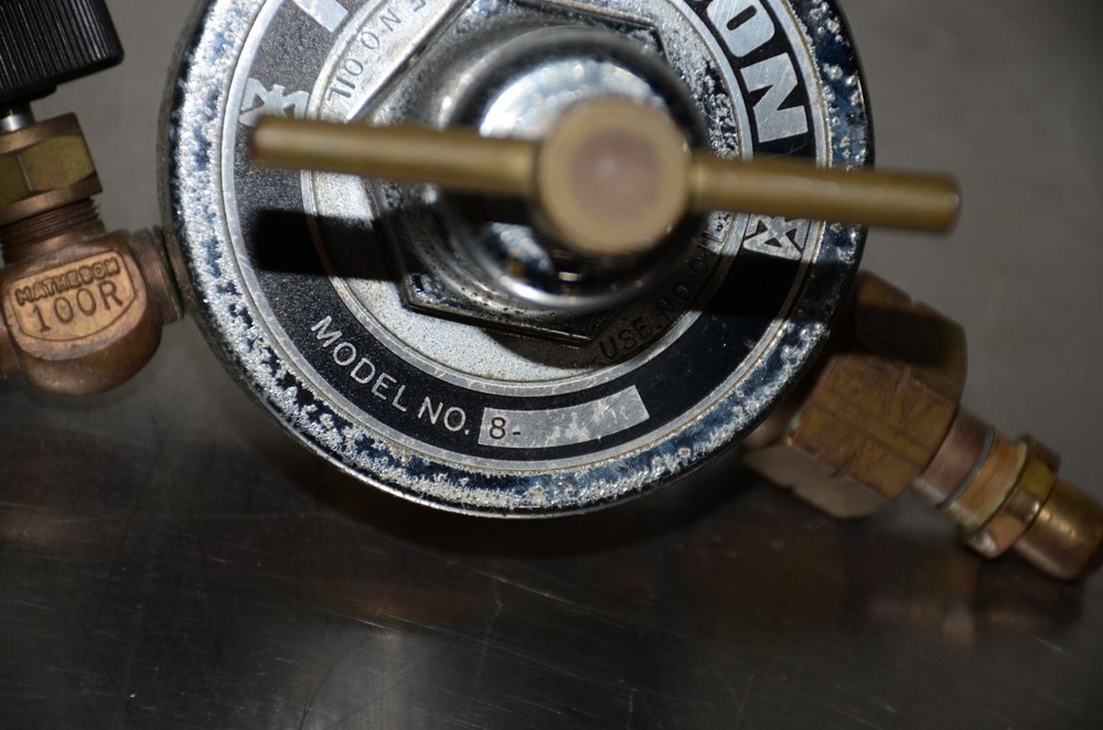 Matheson Regulator Model 9-580