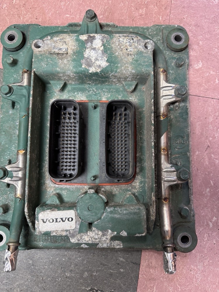Volvo VNL ECM 21900553