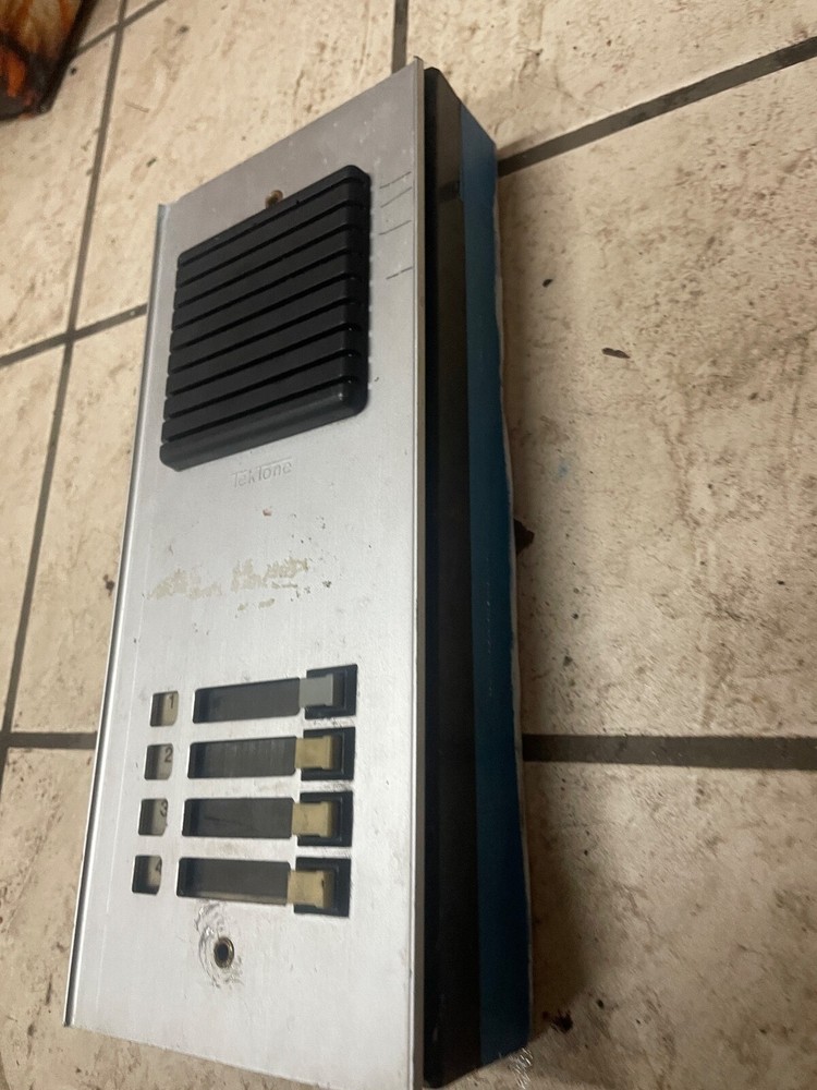 QUANTUM™ QS-004S INTERCOM APARTMENT LOBBY PANEL