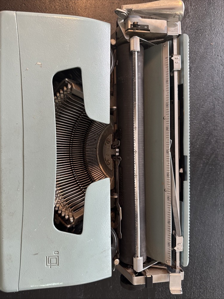 Olivetti Underwood Typewriter