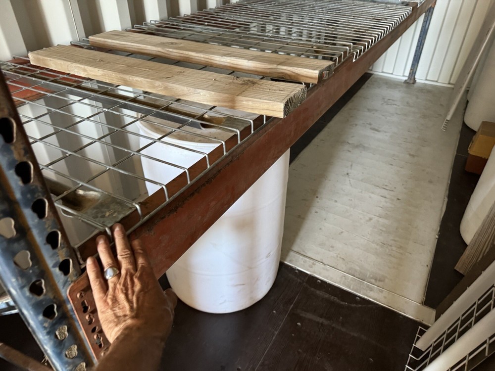 🟠 8’ Pallet Rack Cross Beams - Used