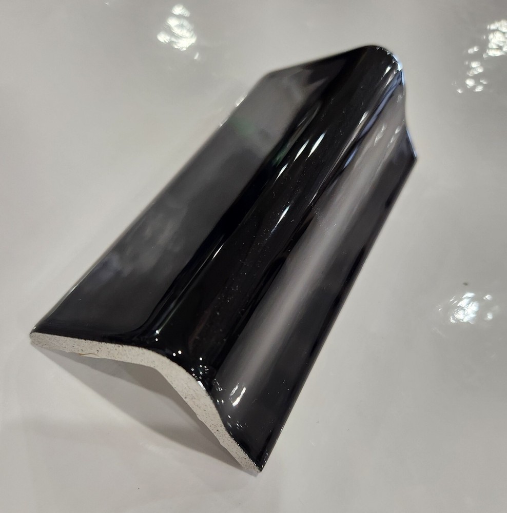 Glossy Black V Cap Ceramic Tile Countertop