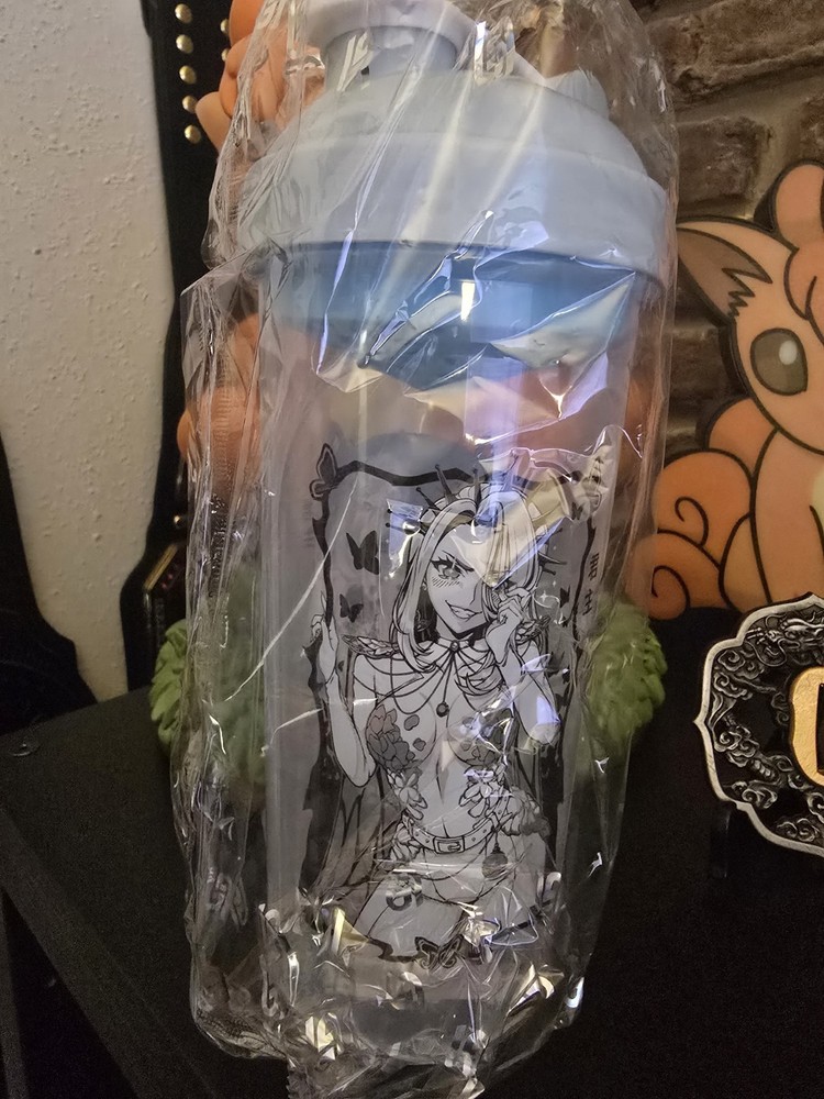 GamerSupps GG Waifu Creator Cup: AmaLee and Samples