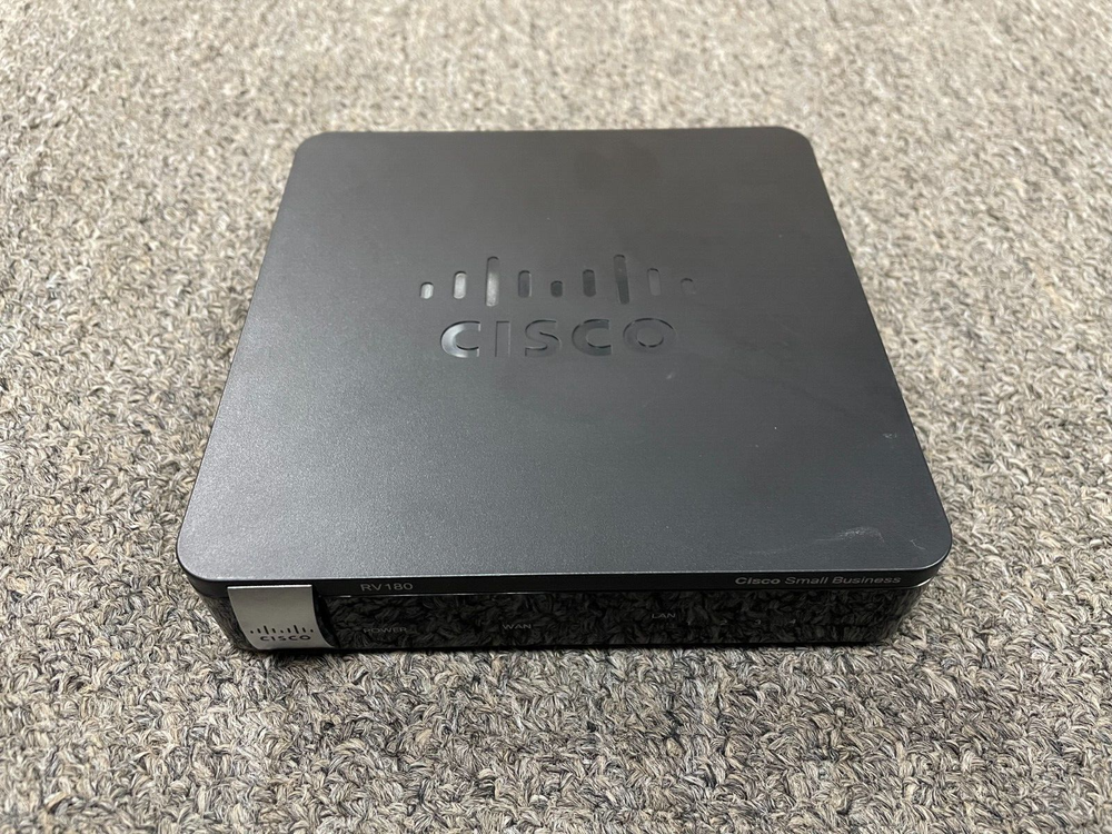 Cisco RV180 VPN Desktop Router