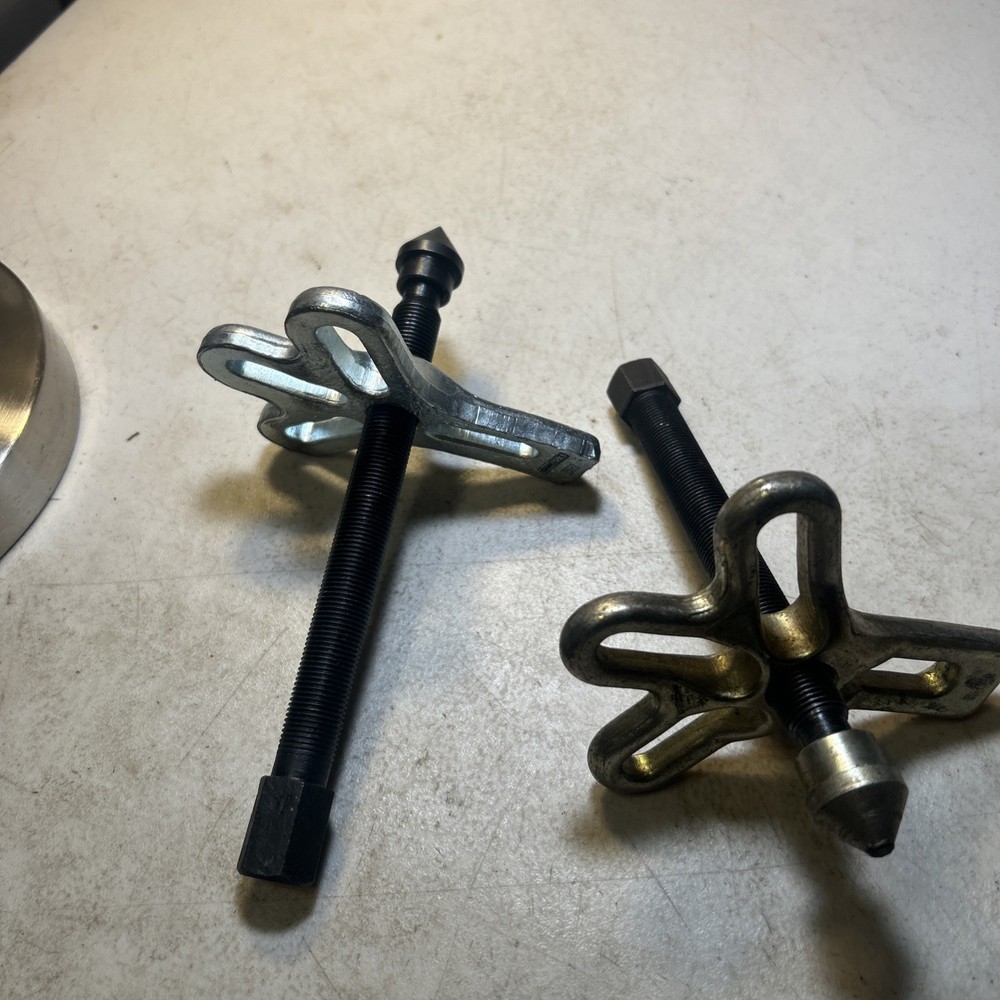 OEM 25053 Harmonic Balancer Puller Plus Extra