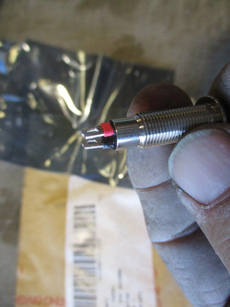 NOS Indicator Light for Dash Panel, 6210-99-741-5672