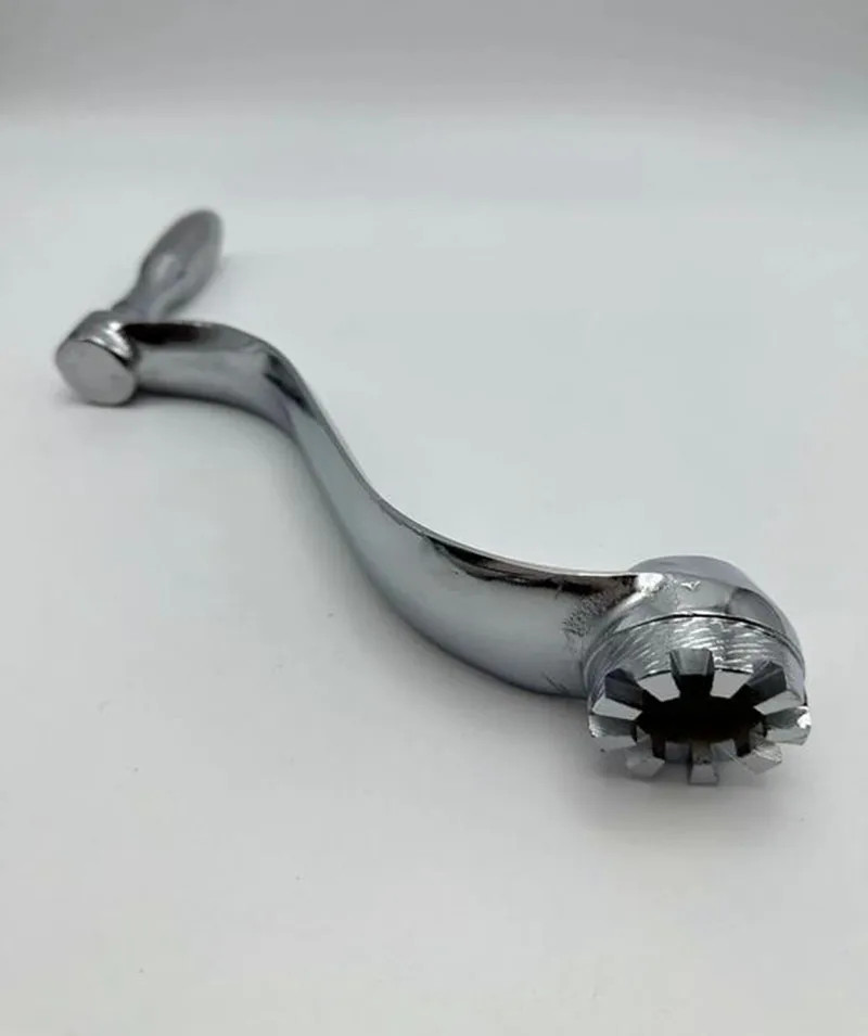 Milling Machine 9-Teeth Type Elevating Knee Crank Handle Mill Part