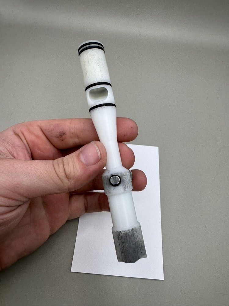Bob Long 2K5 Intimidator Bolt White