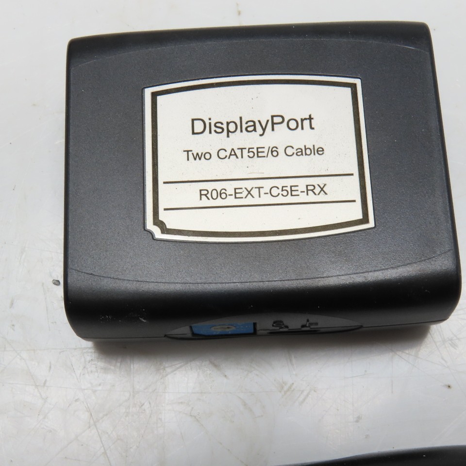 DisplayPort R06-EXT-C5E UTP Extender Transmitter and Receiver Kit