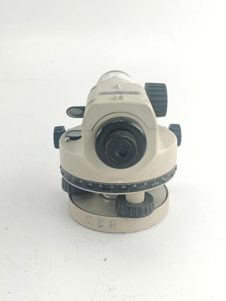 NIKON AC-2S AUTOMATIC 24X LEVEL 655410 W/ CASE