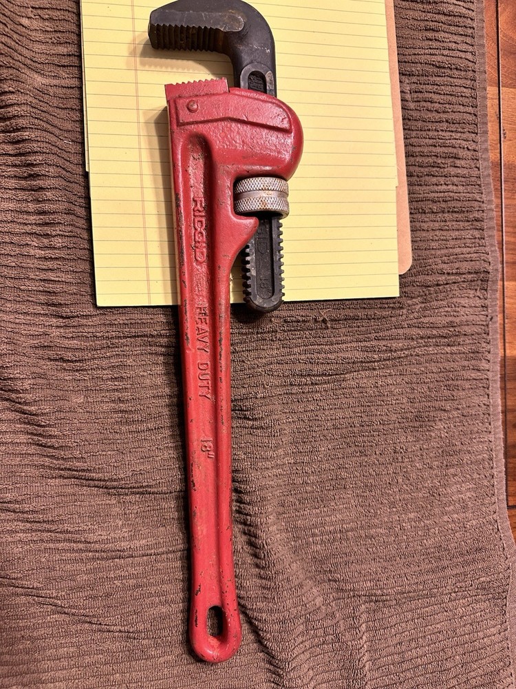 RIDGID 18” Red Heavy-Duty Adjustable Cast Iron Pipe Wrench