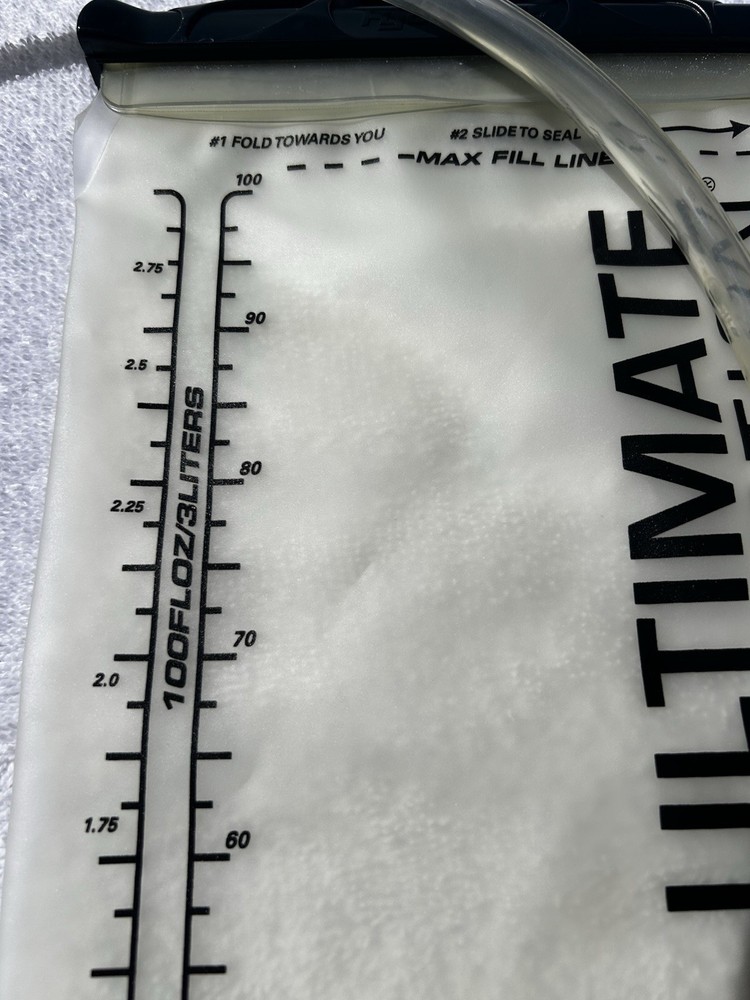 Ultimate Direction Stinger 3L Hydration Pack & Bladder