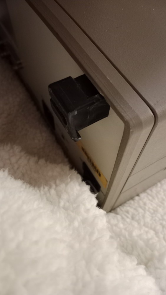 Tektronix 1220 Logic Analyzer