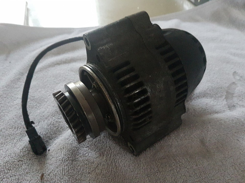 Suzuki GSF 1200 Bandit Alternator Generator