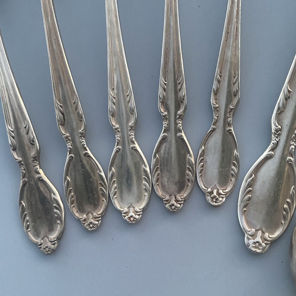 William Rogers International SilverPlate Flatware Lot “Precious Mirror” Pattern