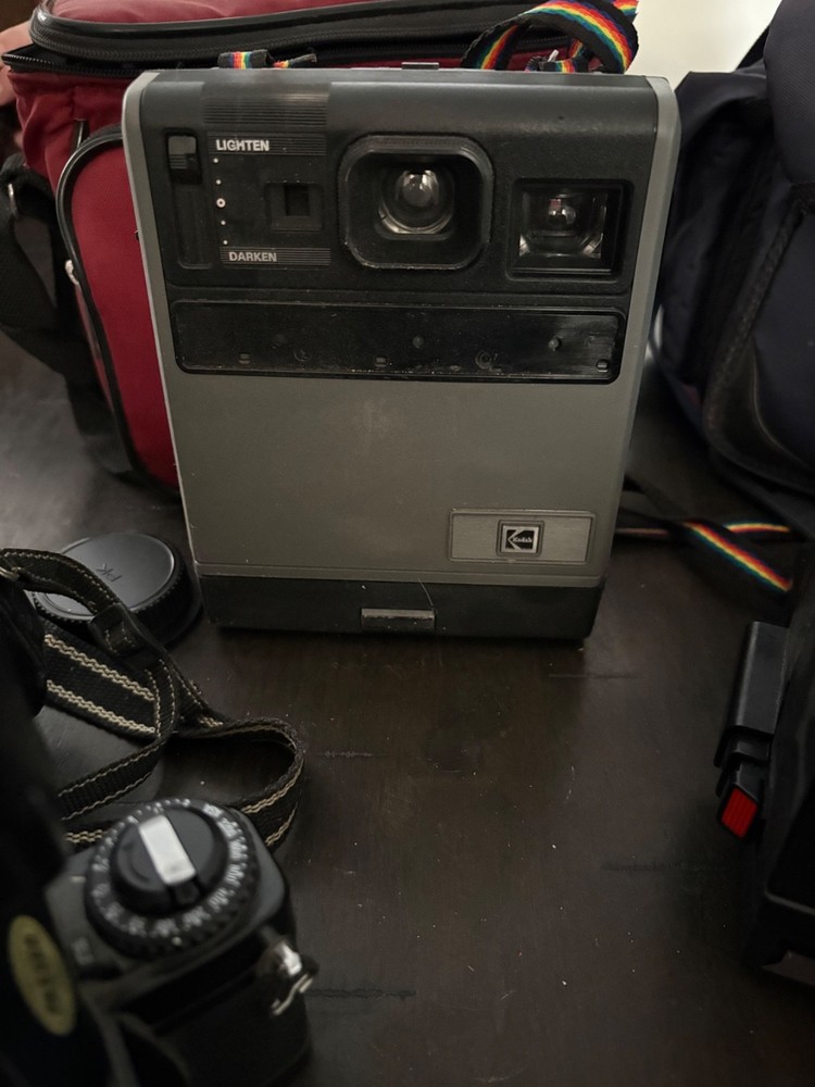 VINTAGE CAMERA LOT