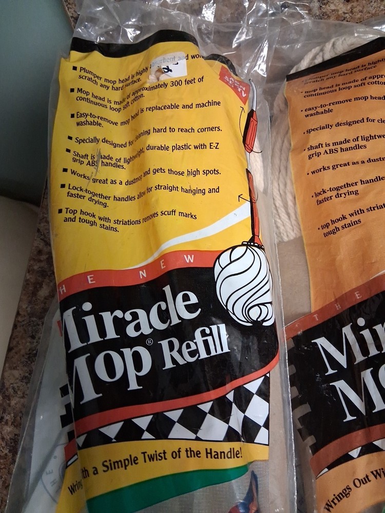 2 Miracle Mop Refill Replacement Mop Heads Original Packaging - New