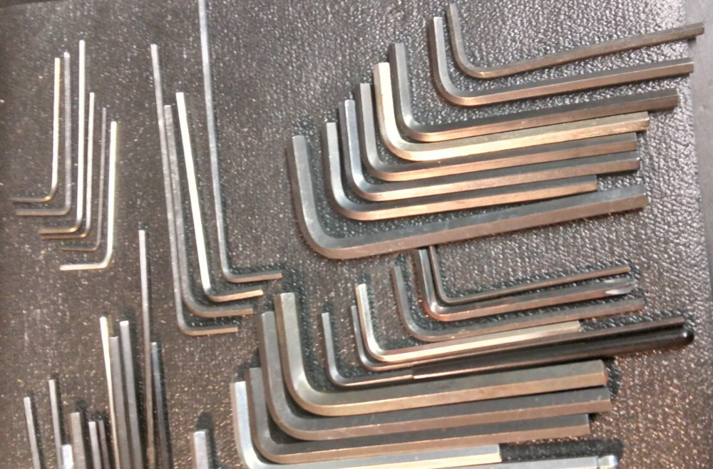 ASSORTED ALLEN WRENCHES 112 PCS. 2 LBS.