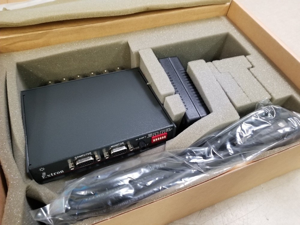Extron RGB 190FV Universal Computer-Video Interface With Power Supply