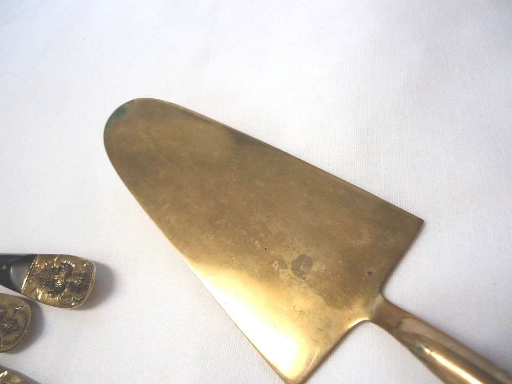 BRASS BRONZE FLATWARE 16-PIECES