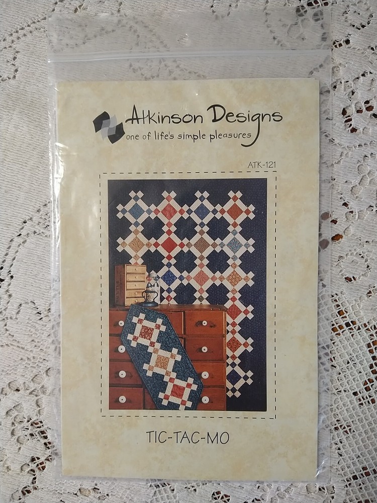 Atkinson Designs Tic-Tac-Mo Quilt & Runner Pieced Pattern Terry Atkinson