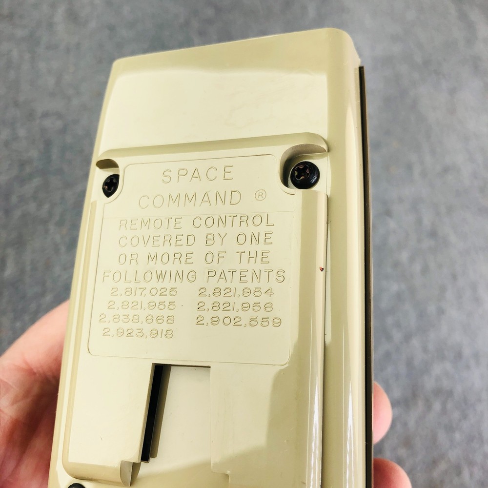 Zenith Space Commander Six Hundred 600 MCM Remote Control Orig Packaging ~ NEW!
