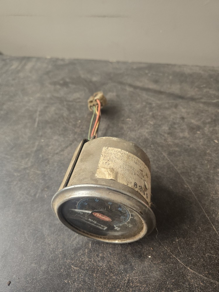 Peterbuilt 58082-47851 Speedometer Assembly