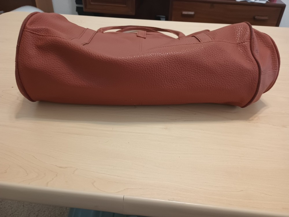Estee Lauder Large Bag, Faux Leather, Polyester Lining