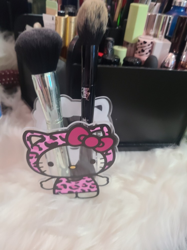 hello kitty makeup brush holder
