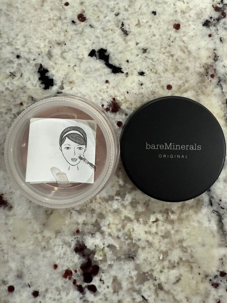 Bare Minerals Medium Powder. Free Shipping.