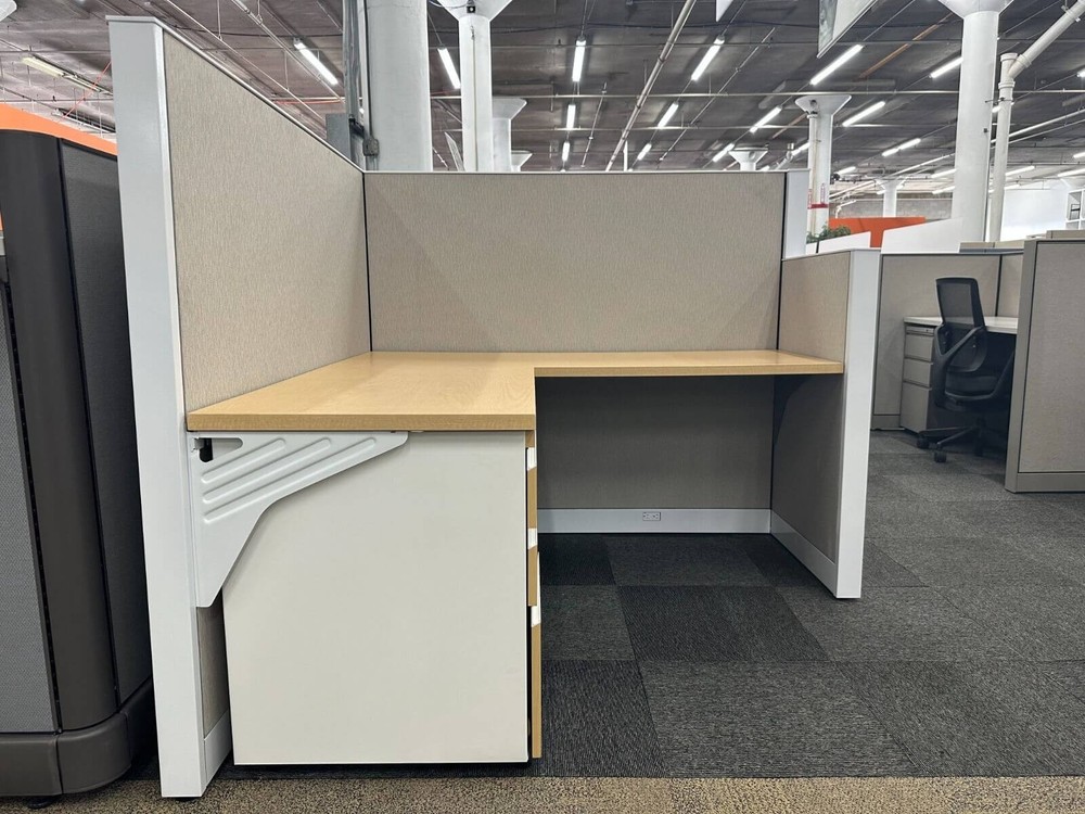 Steelcase Answer 5x5 Renewed Cubicles