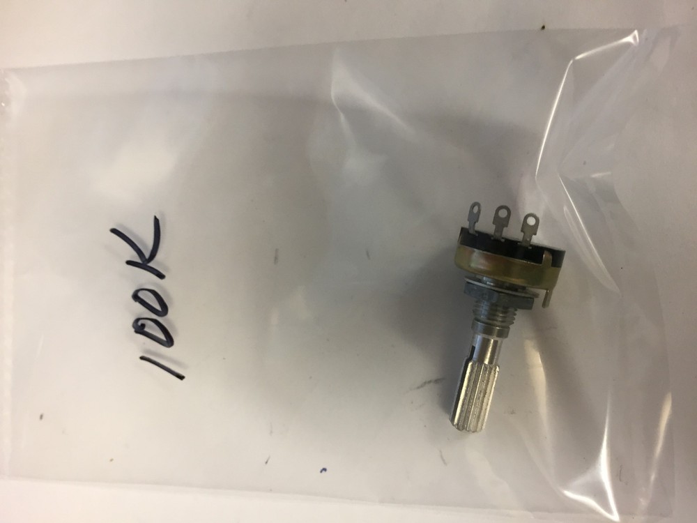 100K OHM POTENTIOMETER   NOS