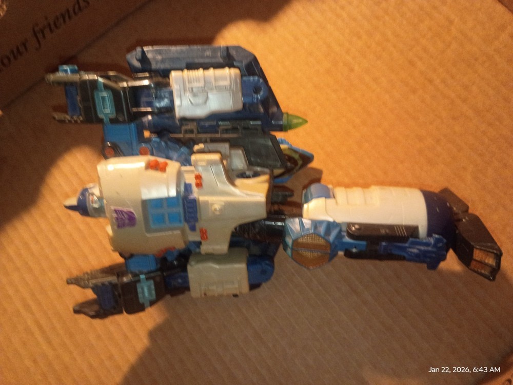 Transformers energon Decepticon Megatron missing leg