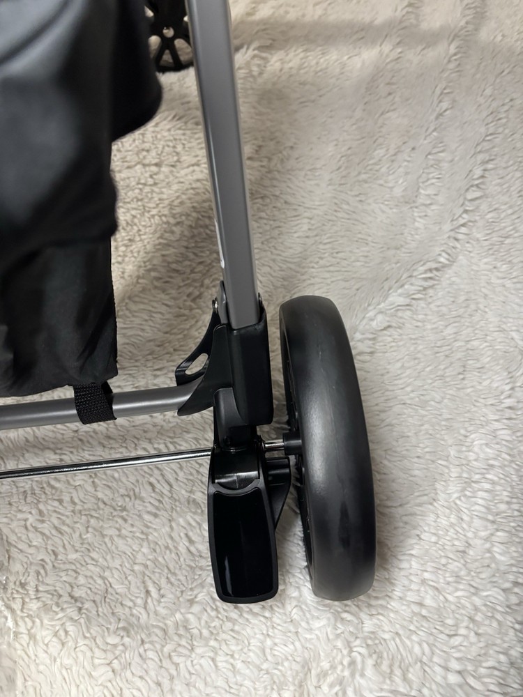 Chicco Mini Bravo Plus Lightweight Stroller Graphite Open Box