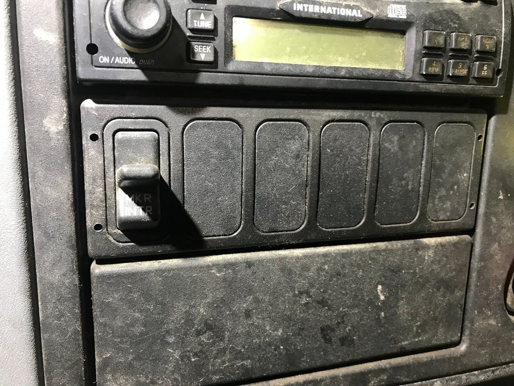 International 4400 SWITCH Dash Panel - Used