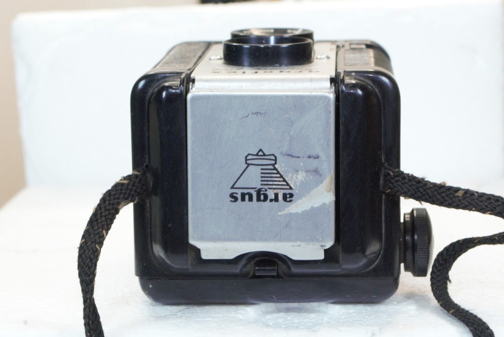 Argus Argoflex Seventy-Five 75 box type camera