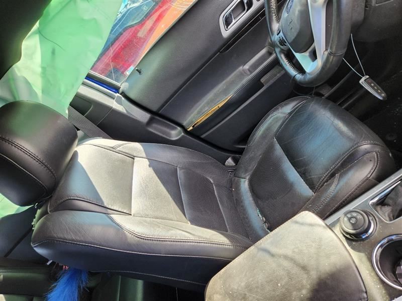 2013-2014 Ford Explorer Front 8" Display Screen ID DB5T-18B955-FA