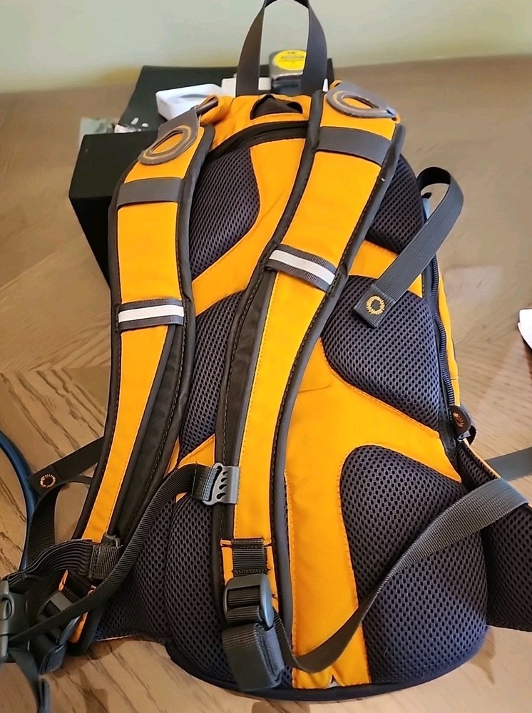 Camelbak Mule Hydration Backpack With Accessories ( See Photos)