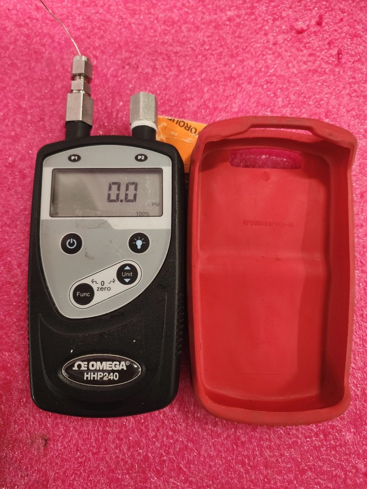 OMEGA HHP-241 Digital Manometer