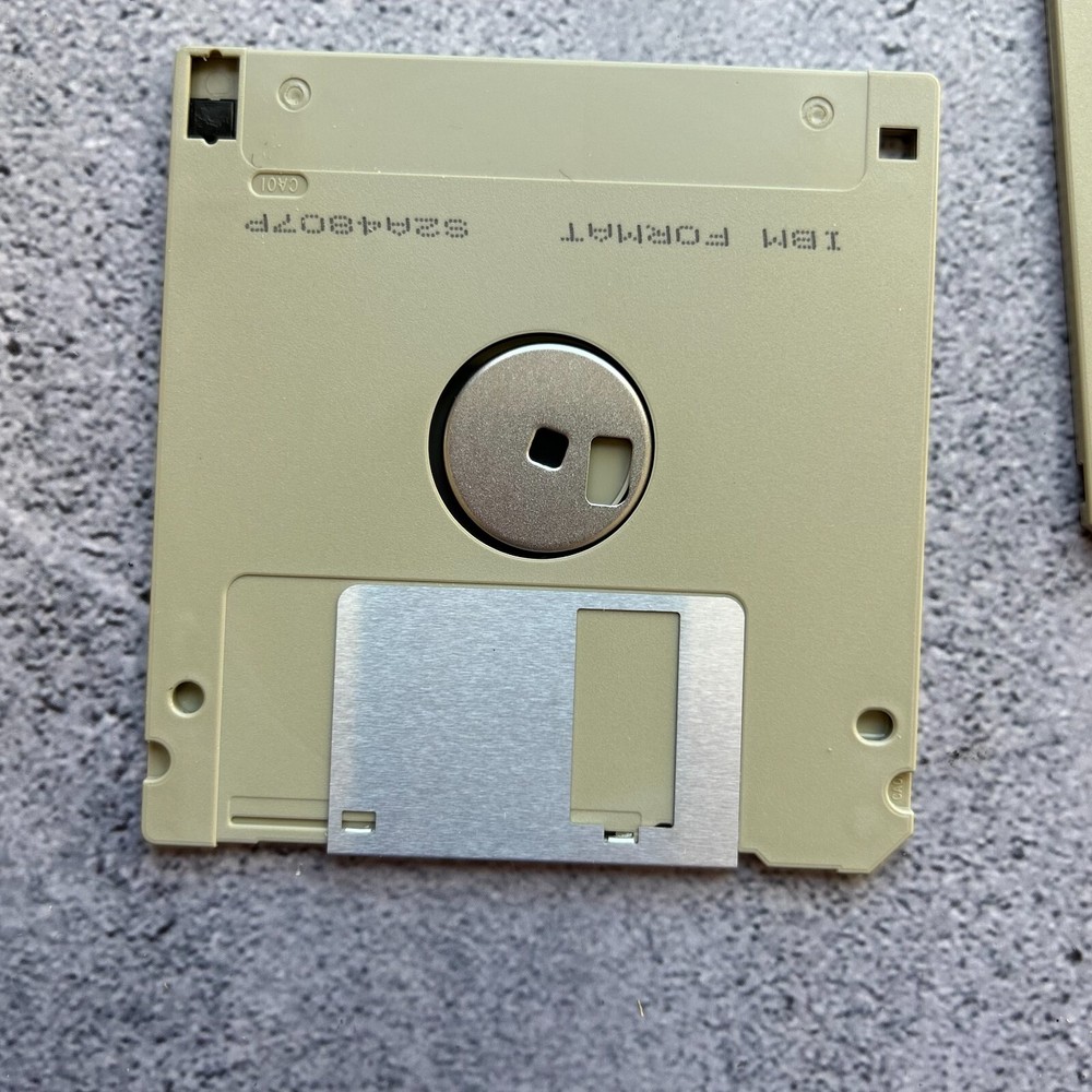 Sony IBM Formatted 3.5″ Computer Disk Diskette Lot of 18