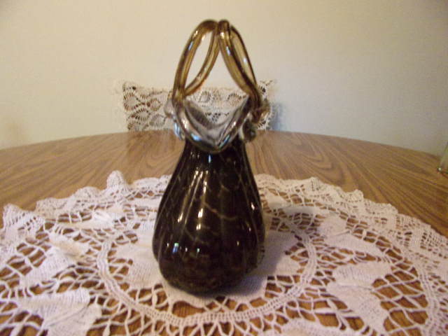 MELON RIBBED GLASS PURSE BASKET