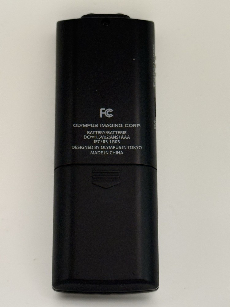 Olympus Digital Voice Recorder VN-8100PC TESTED-WORKING WITH CASE .