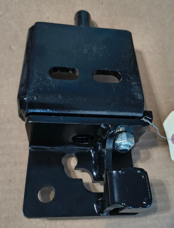 NEW Roadmaster Replacement Quick Disconnect Bracket Passenger Side Car FreeShip