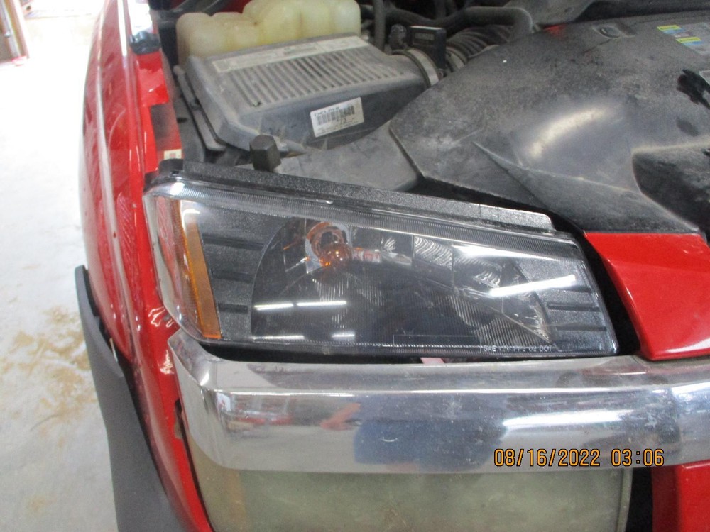 Used Tailgate fits: 2003 Chevrolet Avalanche 1500 endgate Grade A