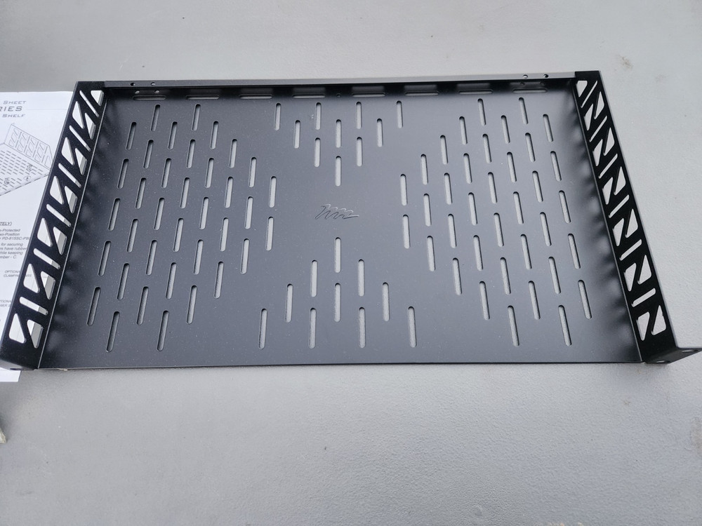 Middle Atlantic U1V - 1RU Vented Utility Rackshelf