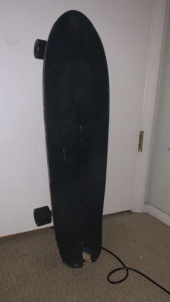 longboard skateboard cruiser